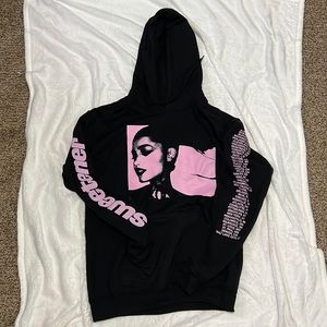 Ariana Grande Sweetener hoodie